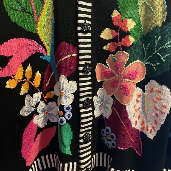 Grandma core Storybook Knits Floral Cardigan Sweater Size Medium Vintage - Picture 6 of 7